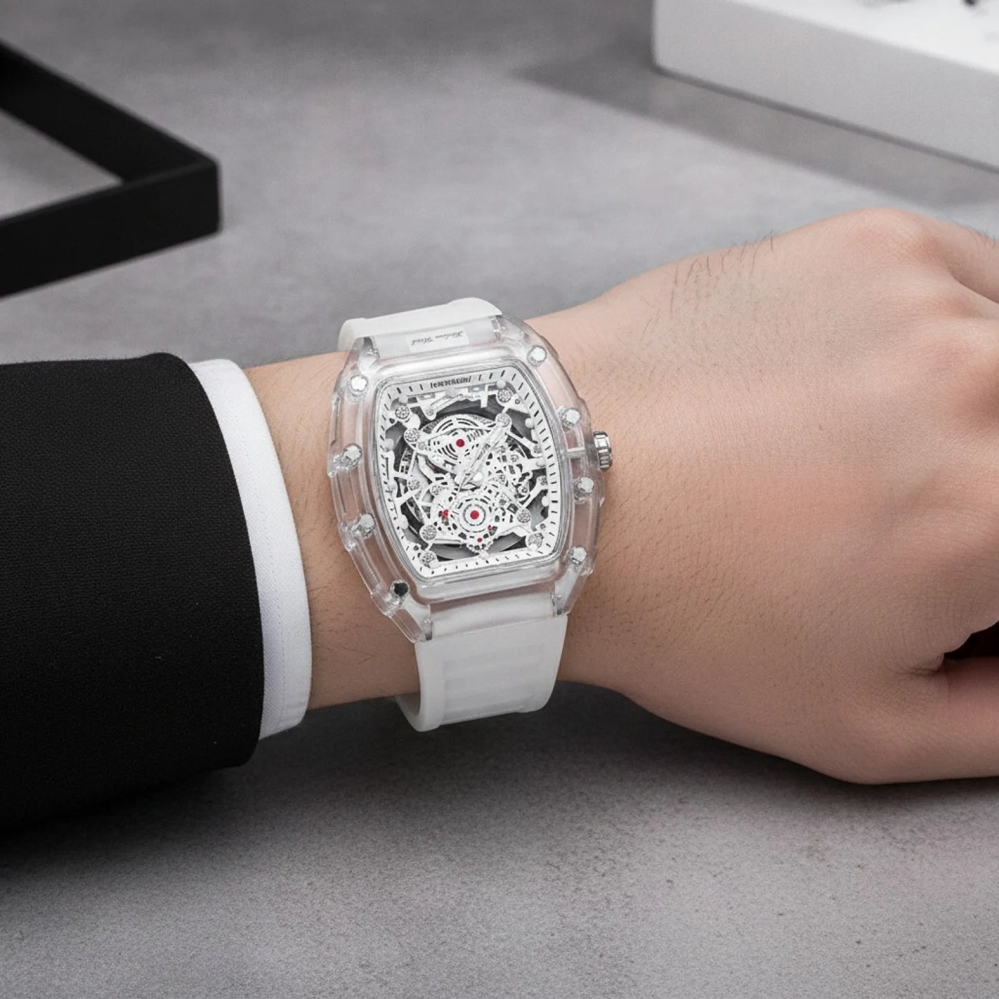 Montre Homme UTHAI BK134 Quartz Design Barillet